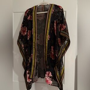 Aratta Silent Journey Viola Burnout Velvet Kimono Floral Rose Stripe